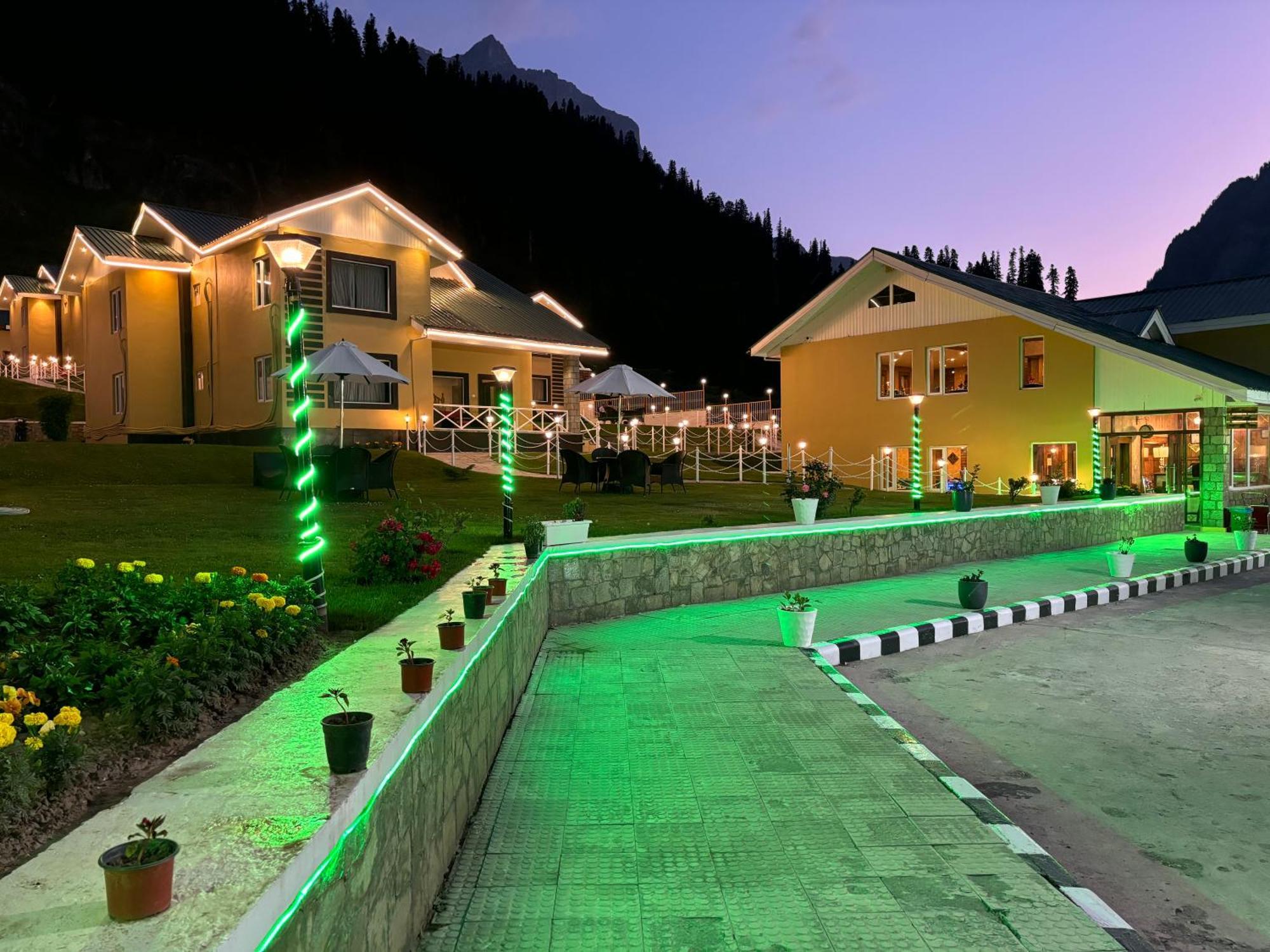 Arco Hotels & Resorts Sonāmarg מראה חיצוני תמונה